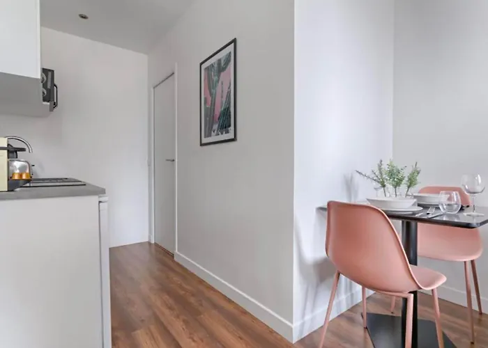 Urbanflat 210 - Beautiful In The Center Of Paris